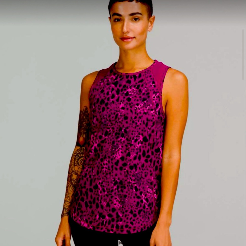 NWOT- Lululemon Sculpt Tank Top Back Vent